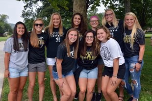 Students on WVSU campus