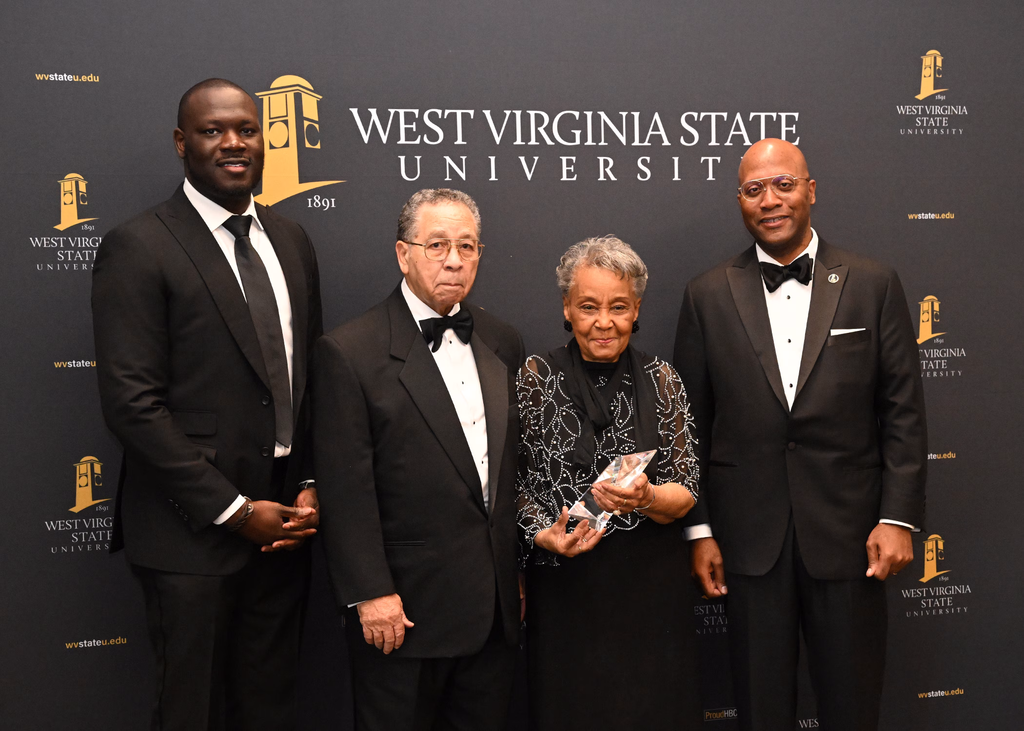 Dr. Charles and Eva Ledbetter Establish Endowed Scholarship Fund at West Virginia State University 